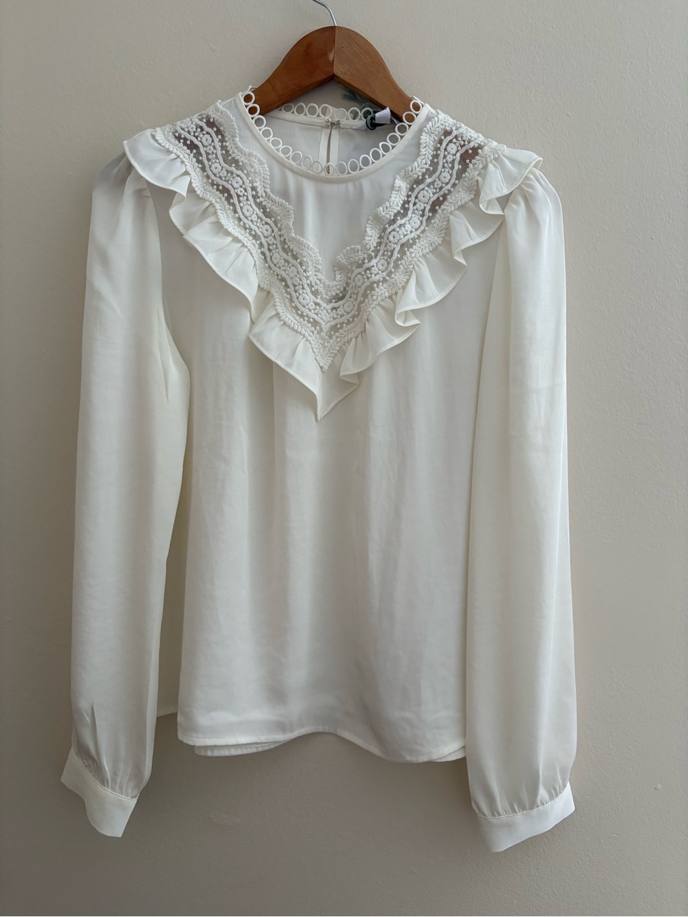 Express White Lace Ruffle V-Yoke Long Sleeve Blouse